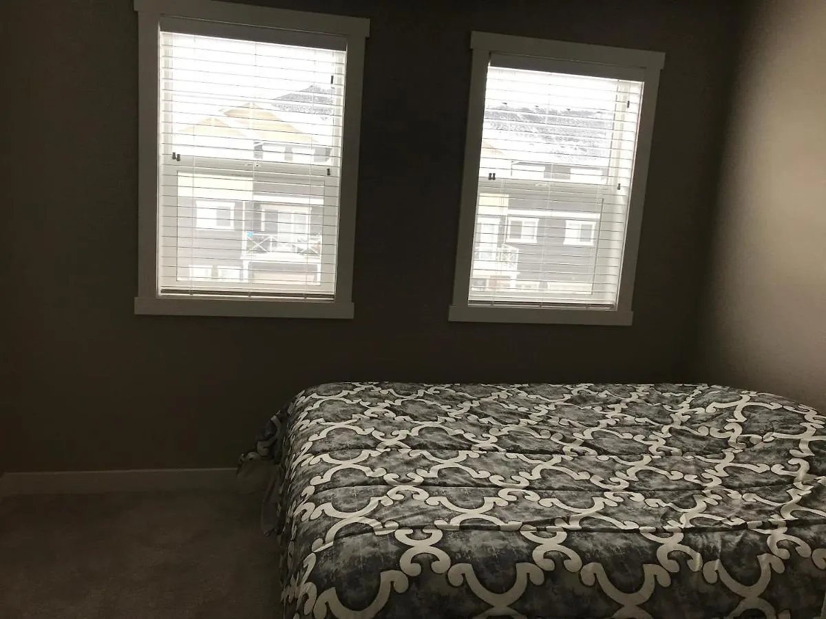 Home Stay! Calgary