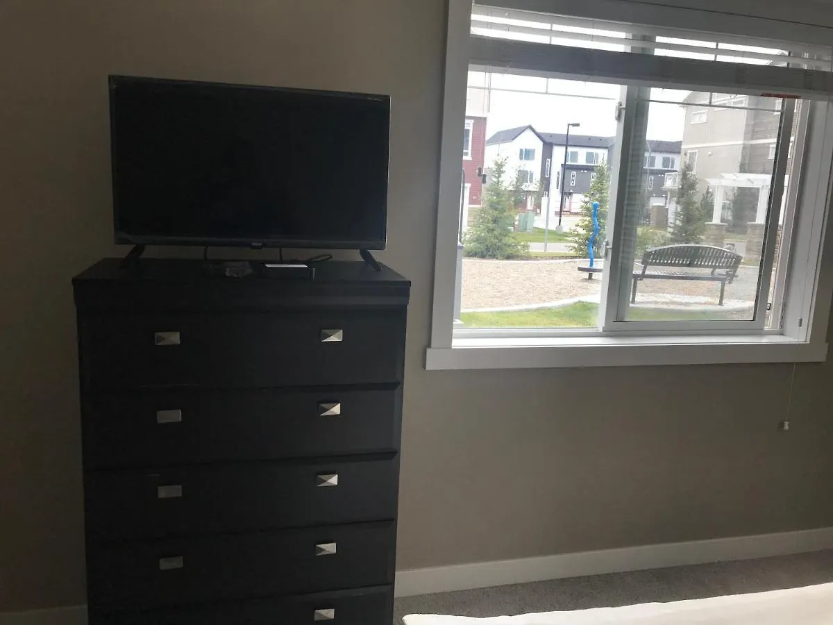 Home Stay! Calgary Homestay